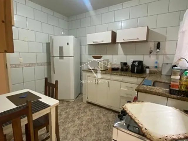 Casa com 364m² 4 quartos e 3 banheiros, à venda, no bairro Flamengo em Maricá