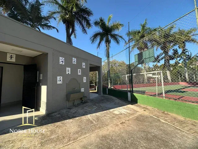 Casa com 1000m² 2 quartos e 3 banheiros, para alugar, no bairro Caixa D´Água em Vinhedo