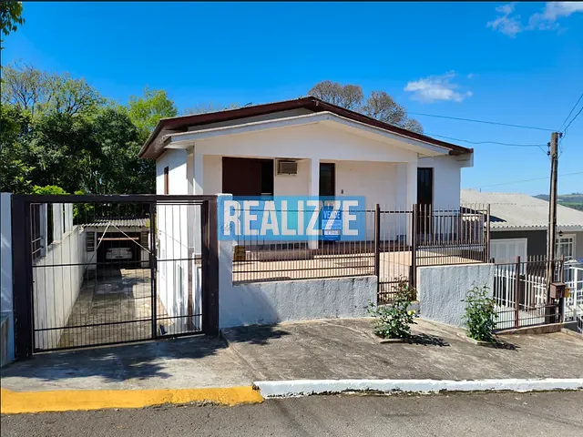 Casa com 288m² 3 quartos e 3 banheiros, à venda, no bairro Santo Expedito em Marau