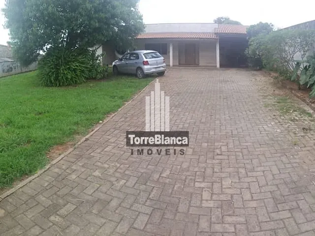 Casa com 712m² 2 quartos e 2 banheiros, à venda, no bairro Oficinas em Ponta Grossa