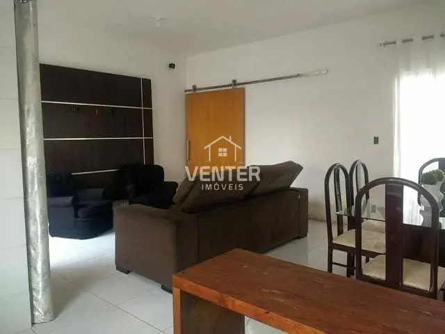 Casa com 186m² 2 quartos e 2 banheiros, à venda, no bairro Vista Alegre em Taubaté