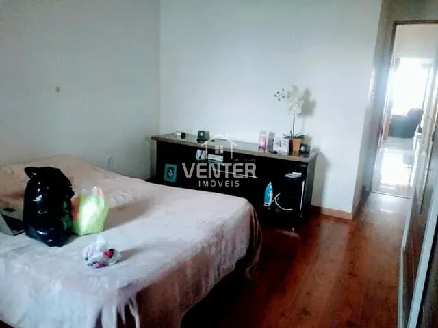 Casa com 186m² 2 quartos e 2 banheiros, à venda, no bairro Vista Alegre em Taubaté