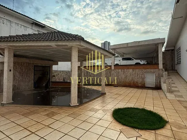 Casa com 870m², à venda, no bairro Jardim Cuiabá em Cuiabá