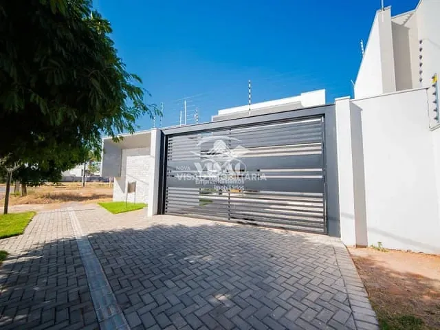Casa com 345m² 3 quartos e 1 banheiro, à venda, no bairro Residencial Bella Suíça em Sinop