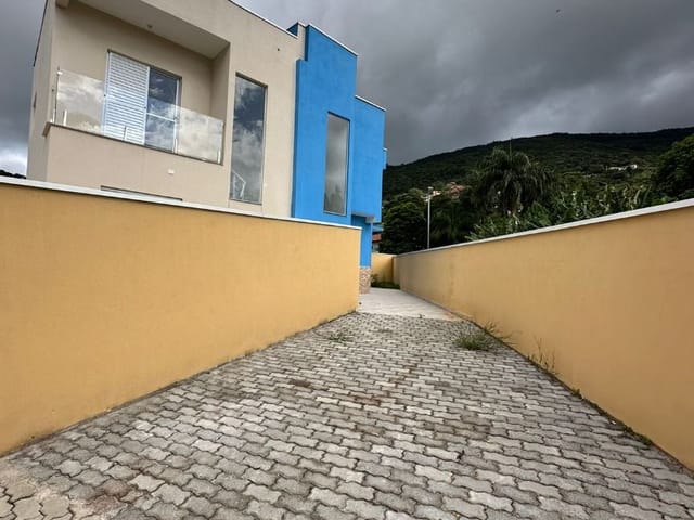 Casa com 150m² 2 quartos e 1 banheiro, à venda, no bairro Vila Rica em Extrema