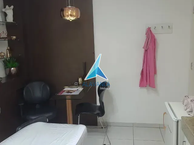Casa com 420m², à venda, no bairro Esplanada em Governador Valadares