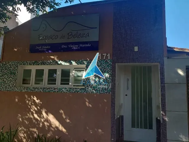 Casa com 420m², à venda, no bairro Esplanada em Governador Valadares