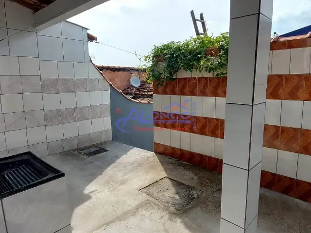 Casa 1 quarto e 1 banheiro, para alugar, no bairro Parque Santo Antônio em Jacareí