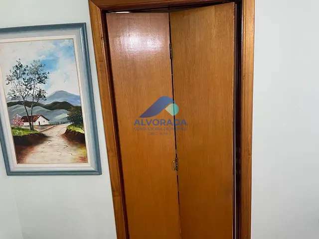 Casa com 330m² 3 quartos e 5 banheiros, à venda, no bairro Jardim América em São José dos Campos