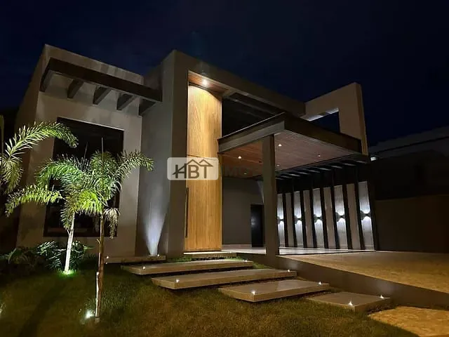 Casa 3 quartos e 4 banheiros, à venda, no bairro Vila Santista em Bauru