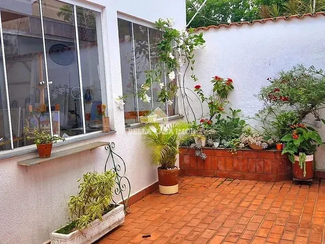 Casa com 180m² 3 quartos e 2 banheiros, à venda, no bairro Vila Trujillo em Sorocaba