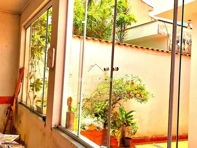 Casa com 180m² 3 quartos e 2 banheiros, à venda, no bairro Vila Trujillo em Sorocaba