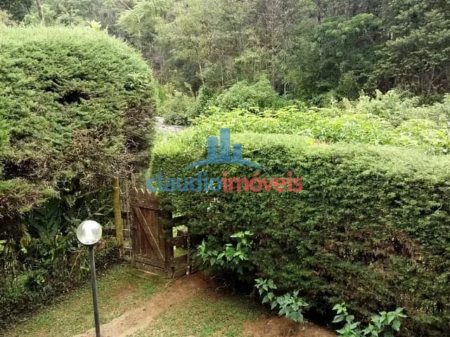 Casa à venda, no bairro Vila de Maringá em Itatiaia