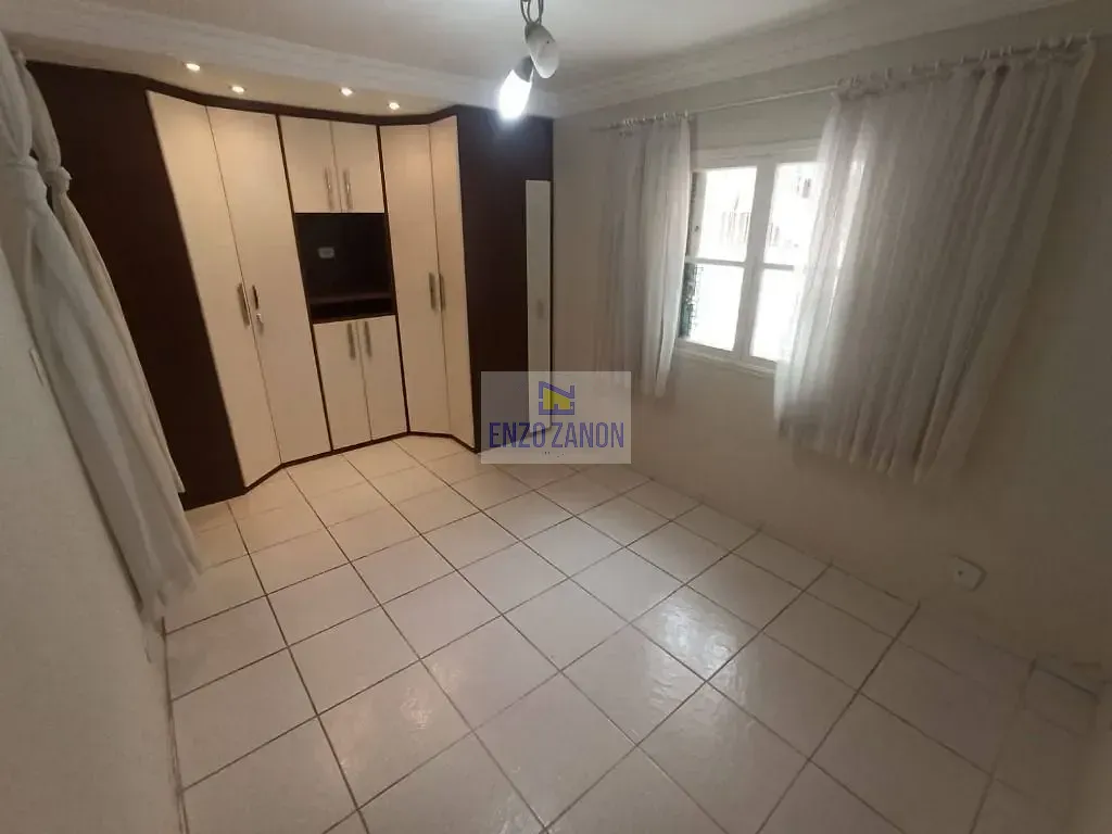Casa, 3 quartos, 300 m² - Foto 8