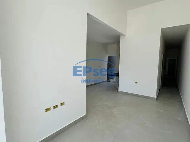 Casa com 125m² 3 quartos e 2 banheiros, à venda, no bairro Nova Olinda em Londrina