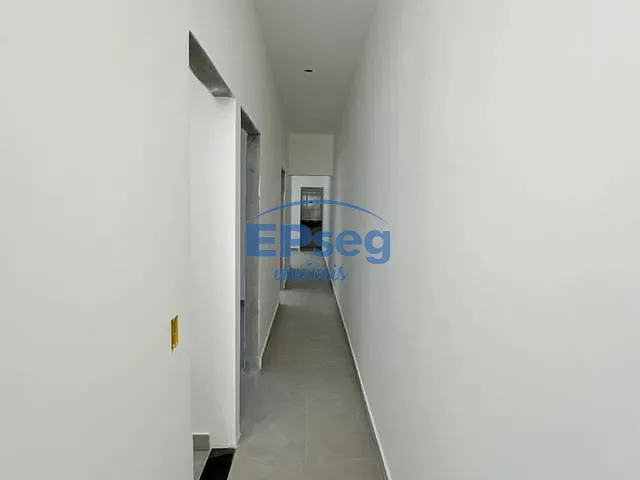 Casa com 125m² 3 quartos e 2 banheiros, à venda, no bairro Nova Olinda em Londrina