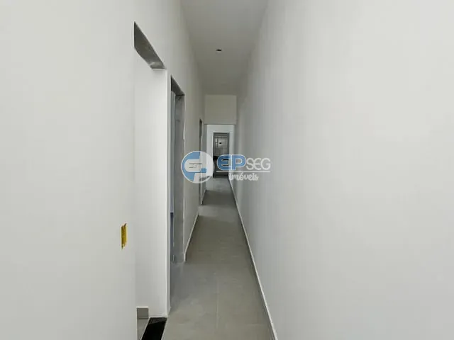Casa com 125m² 3 quartos e 2 banheiros, à venda, no bairro Nova Olinda em Londrina
