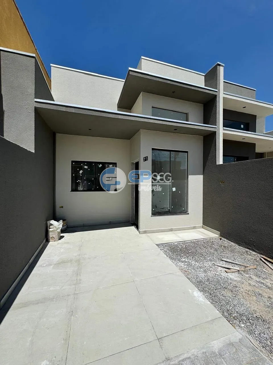 Casa, 3 quartos, 81 m² - Foto 1