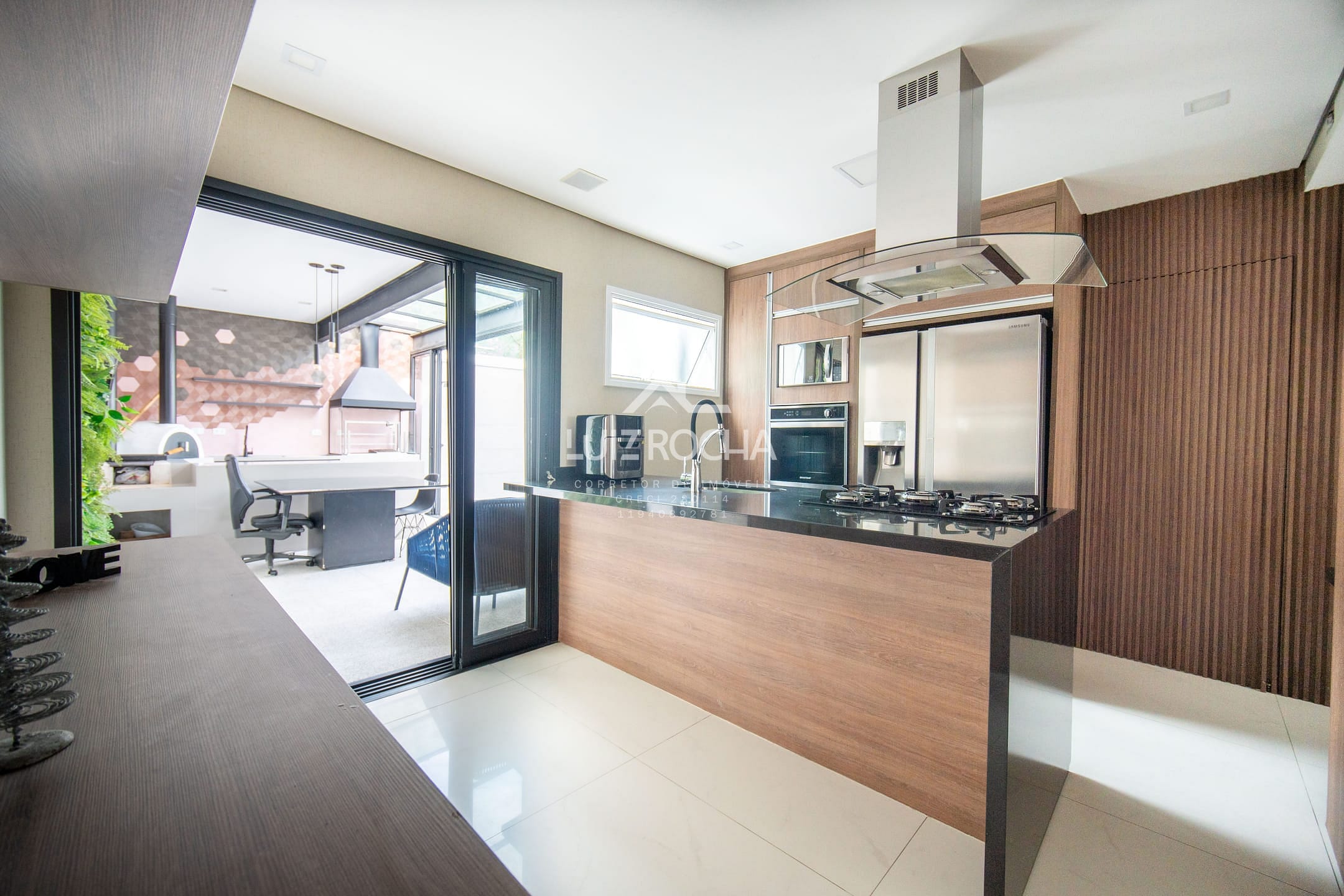 Casa à venda com 2 quartos, 117m² - Foto 3