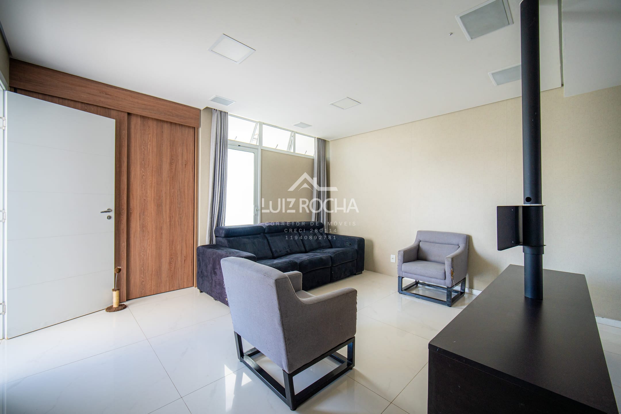 Casa à venda com 2 quartos, 117m² - Foto 8