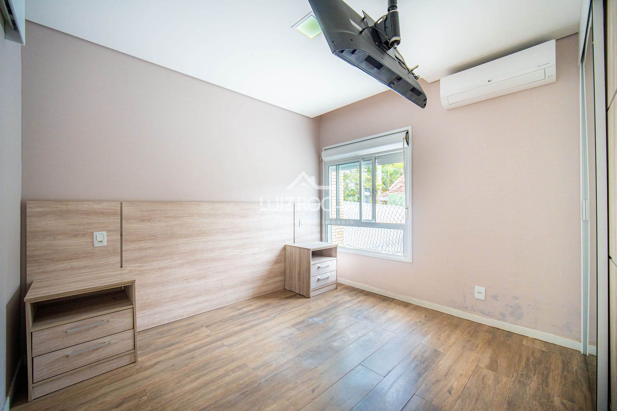 Casa à venda com 2 quartos, 117m² - Foto 13