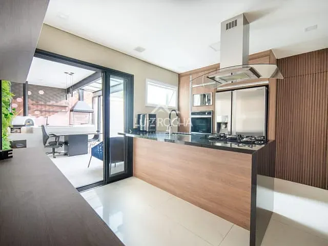 Casa com 125m² 2 quartos e 3 banheiros, à venda, no bairro Chácara Pavoeiro em Cotia