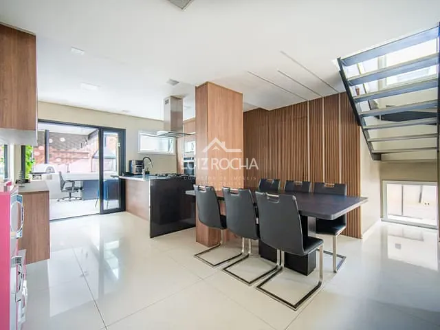 Casa com 125m² 2 quartos e 3 banheiros, à venda, no bairro Chácara Pavoeiro em Cotia