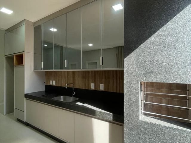 Casa com 450m² 3 quartos e 2 banheiros, à venda, no bairro Riviera Tamborlim em Americana