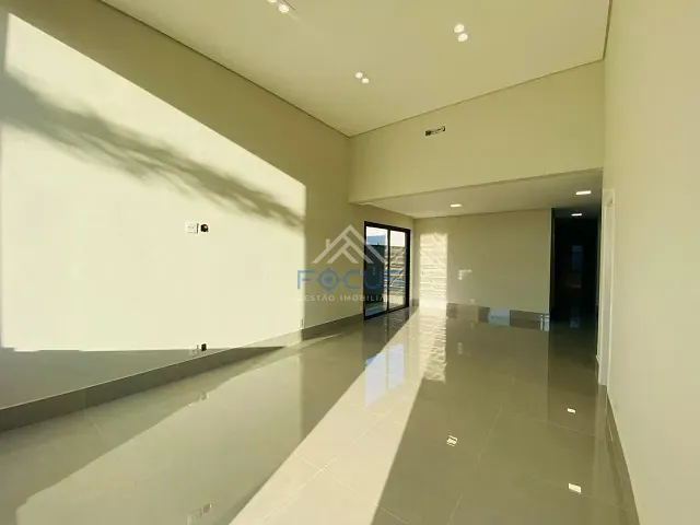 Casa com 360m² 3 quartos e 2 banheiros, à venda, no bairro Residencial Pecan em Itupeva