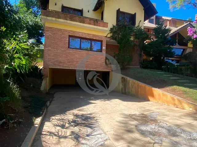 Casa 4 quartos e 5 banheiros, à venda, no bairro Alphaville em Santana de Parnaíba