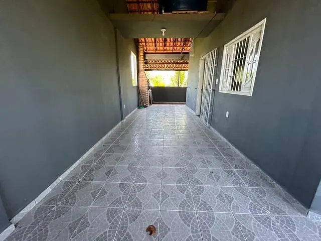 Casa com 480m² 3 quartos e 2 banheiros, à venda ou para alugar, no bairro Jardim Atlântico Leste (Itaipuaçu) em Maricá