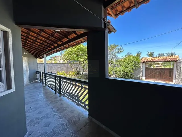 Casa com 480m² 3 quartos e 2 banheiros, à venda ou para alugar, no bairro Jardim Atlântico Leste (Itaipuaçu) em Maricá