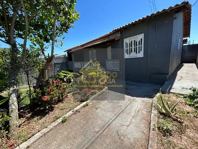 Casa com 480m² 3 quartos e 2 banheiros, à venda ou para alugar, no bairro Jardim Atlântico Leste (Itaipuaçu) em Maricá
