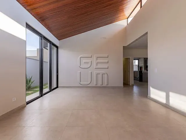 Casa com 300m² 3 quartos e 3 banheiros, à venda, no bairro Vila Salomé em Cambé