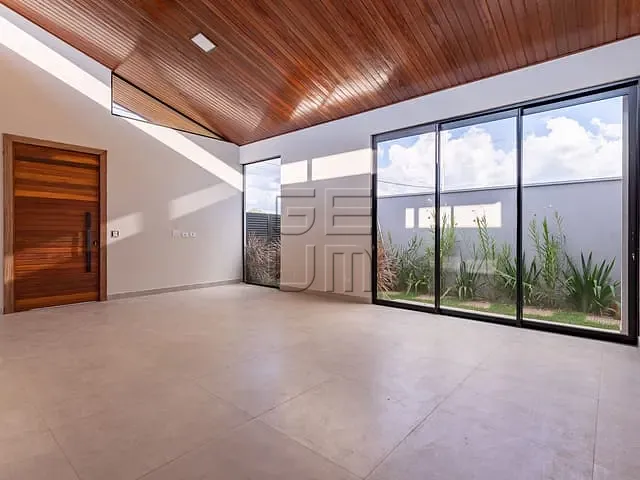 Casa com 300m² 3 quartos e 3 banheiros, à venda, no bairro Vila Salomé em Cambé