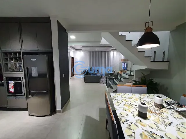 Casa com 146m² 4 quartos e 4 banheiros, à venda, no bairro Residencial Quinta dos Vinhedos em Bragança Paulista