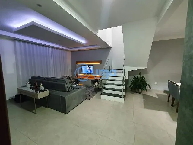 Casa com 146m² 4 quartos e 4 banheiros, à venda, no bairro Residencial Quinta dos Vinhedos em Bragança Paulista