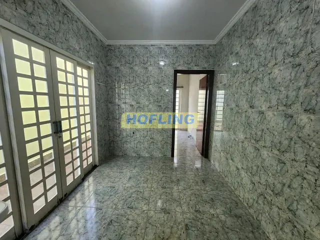 Casa com 300m² 3 quartos e 3 banheiros, à venda, no bairro Jardim América em Rio Claro