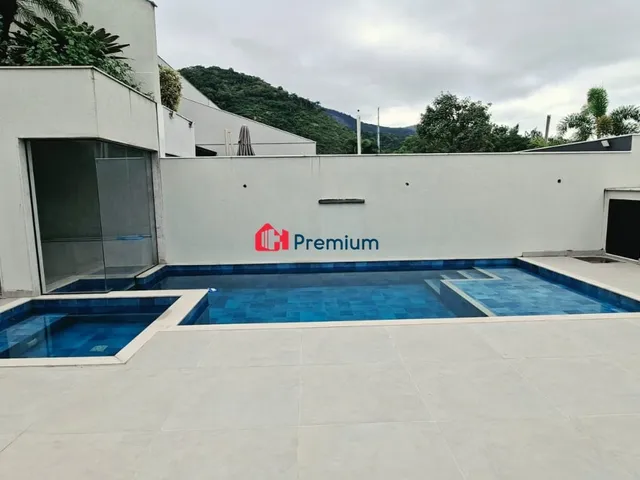 Casa 4 quartos e 7 banheiros, à venda, no bairro Barra da Tijuca em Rio de Janeiro