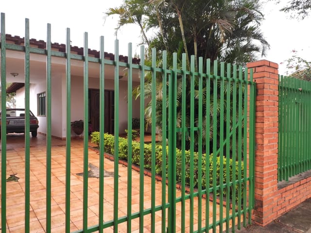 Foto do Casa - Casa à venda 4 Quartos, 1 Vaga, 206M², Centro, Rolândia -  | Imobiliária Casa Grande - Rolândia