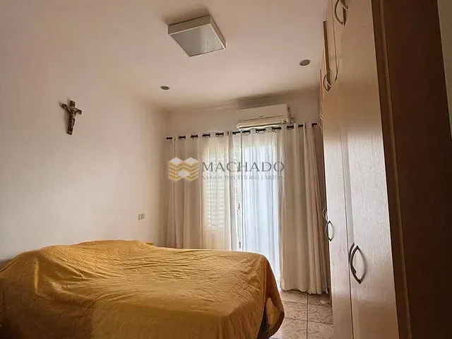 Casa com 211m² 2 quartos e 2 banheiros, à venda ou para alugar, no bairro Jardim Pacaembu em Jundiaí