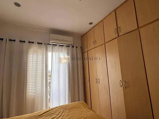 Casa com 211m² 2 quartos e 2 banheiros, à venda ou para alugar, no bairro Jardim Pacaembu em Jundiaí