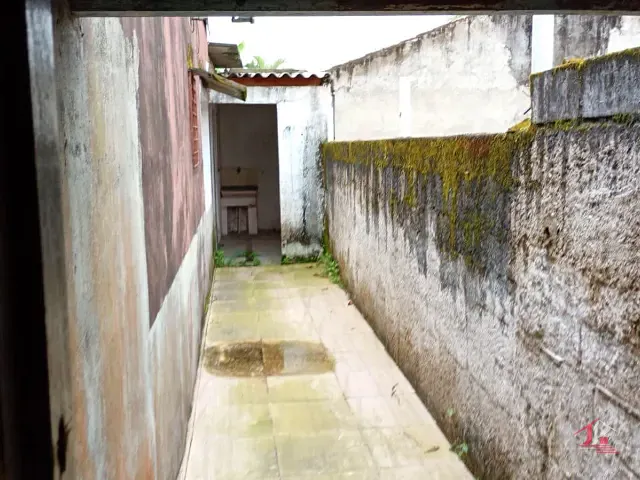 Casa 2 quartos e 2 banheiros, à venda, no bairro Sabaúna em Itanhaém
