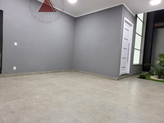 Casa com 300m² 3 quartos e 3 banheiros, à venda, no bairro Parque Moema em Franca