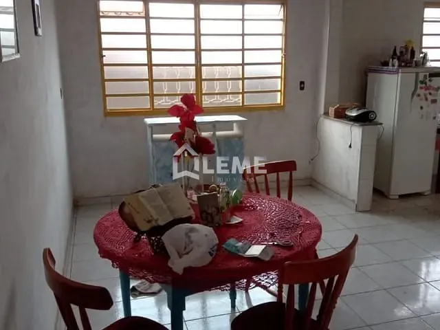 Casa com 360m² 3 quartos e 2 banheiros, à venda, no bairro Jardim Alvorada em Mococa