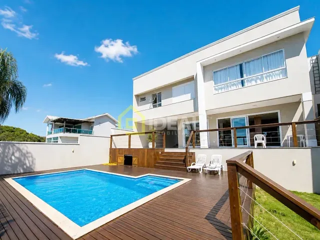 Casa com 289m² 3 quartos e 2 banheiros, à venda, no bairro São Cristóvão em Concórdia