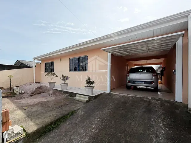 Casa com 296m² 2 quartos e 1 banheiro, à venda, no bairro Quississana em São José dos Pinhais