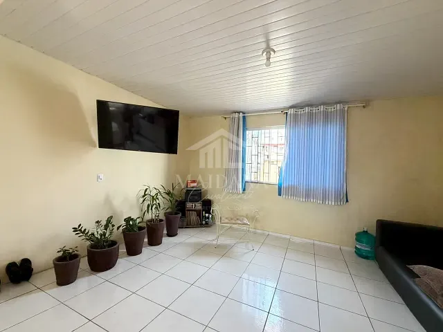 Casa com 296m² 2 quartos e 1 banheiro, à venda, no bairro Quississana em São José dos Pinhais