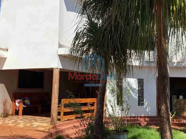Casa com 750m² 4 quartos e 1 banheiro, à venda, no bairro Centro em Capivari da Mata