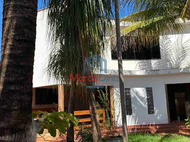 Casa com 750m² 4 quartos e 1 banheiro, à venda, no bairro Centro em Capivari da Mata